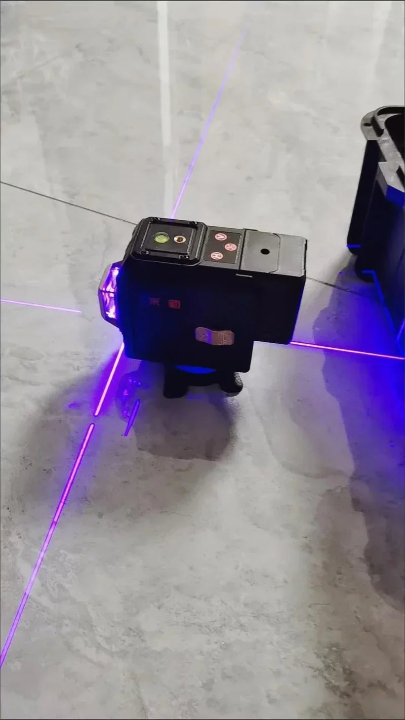 Laser Level 8/12/16 Lines 360°Self-leveling Horizontal Vertical Cross Super Bright Purple Beamline Remote Control Laser Level