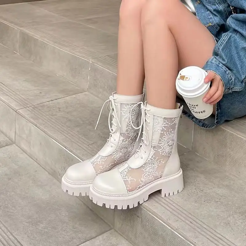 2024 New White Breathable Mesh Cool Boots Thick Sole Versatile Summer Boots Hollow out Boots Spring/Summer Thin Style