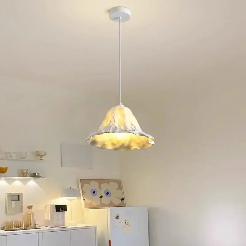 SANDYHA Nordic Pendant Light Lotus Leaf Resin Chandelier Led Lamps Dining Table Lighting for Living Room Bedroom Decoration Home