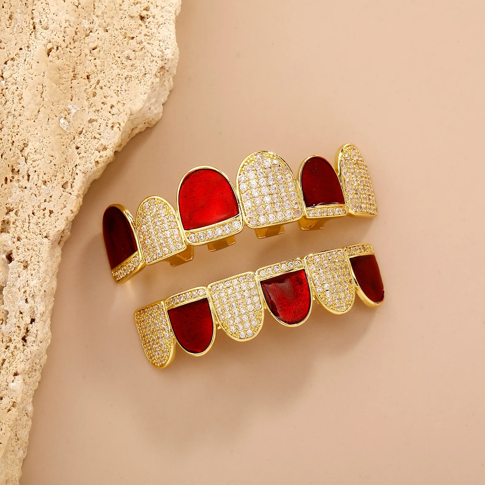 Iced Out Glow In Dark Two‑Tone Grillz Red Enamel Inlaid Top & Bottom Teeth Cap Hip‑Hop Accessory For Wholesale Party