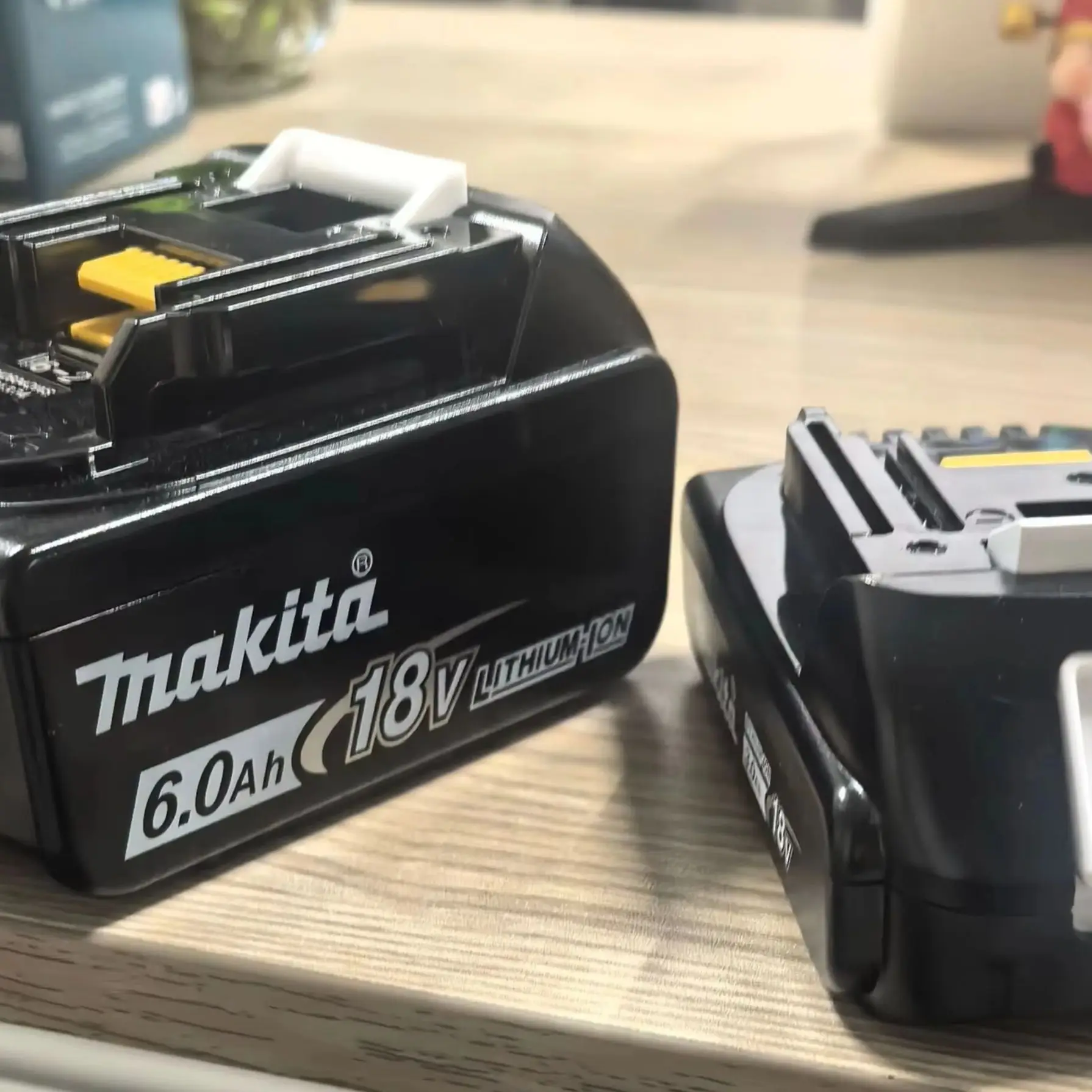 

Makita BL1860B Battery 18V 6Ah 3Ah Rechargeable Compatible with DTD172 DDF487 DTW300 DGA404 Power Tools New 100%