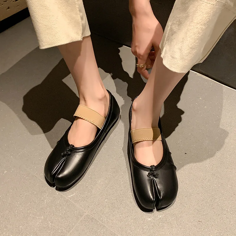 

Women's Vintage Split Toe Mary Jane Flats Shoes Soft Sole Leather Loafers Shoes for Women Daily Walking Shoes Sandalias De Mujer