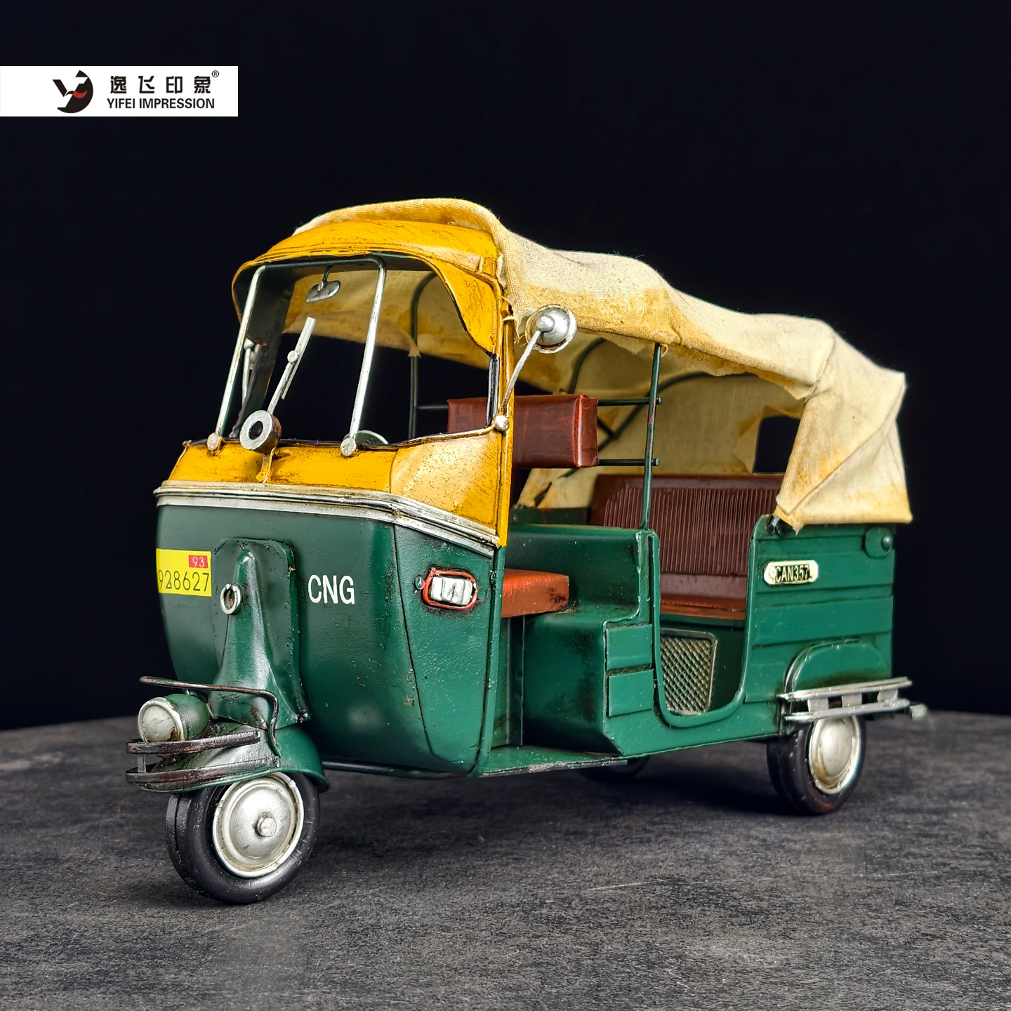 Retro 1948 Piaggio Ape Three Wheeler Model Iron Figurine Home Decoration Classic Vintage Vehicle Collectible Ornament Motorcycle