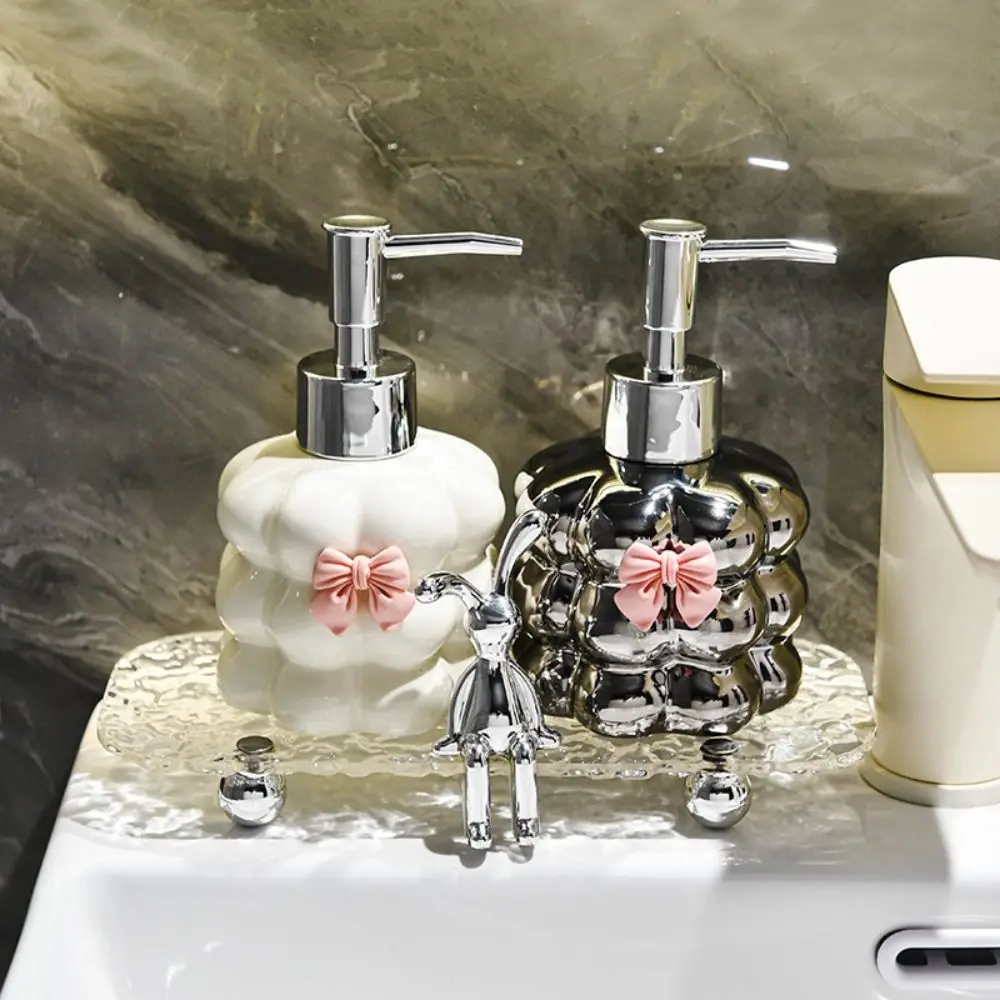 

Бутылка с насосом, 250 мл, дозатор мыла, пустой контейнер для хранения лосьона с бантом, легкая роскошная керамическая бутылка для дезинфицирующего средства для рук, шампунь