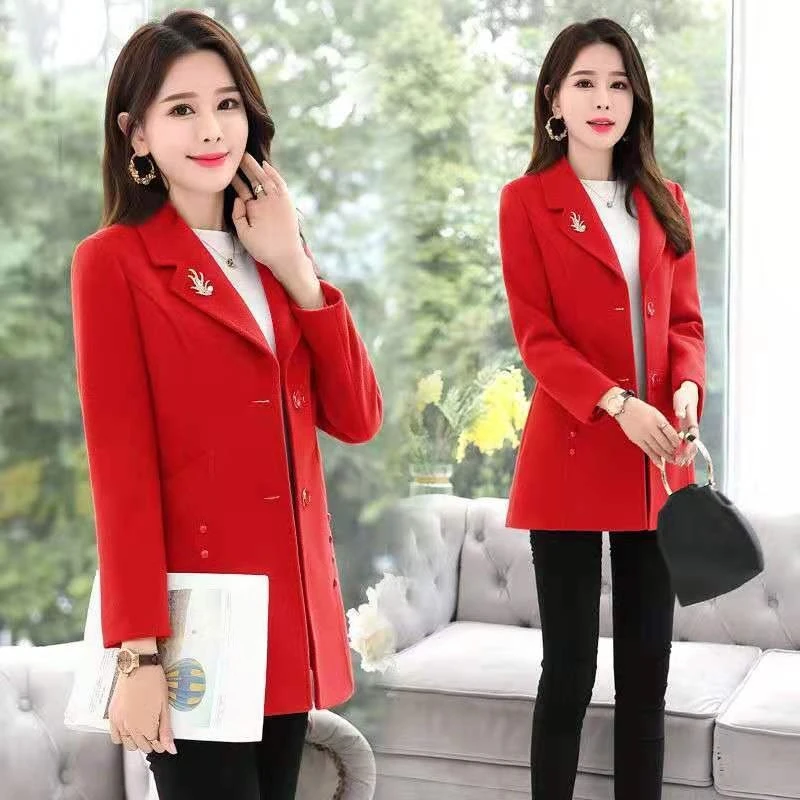2025 New Arrival Women's Short Woolen Coat Korean Style Slim Fit Fashionable Slimming Trendy Wool Coat for Autumn Winter