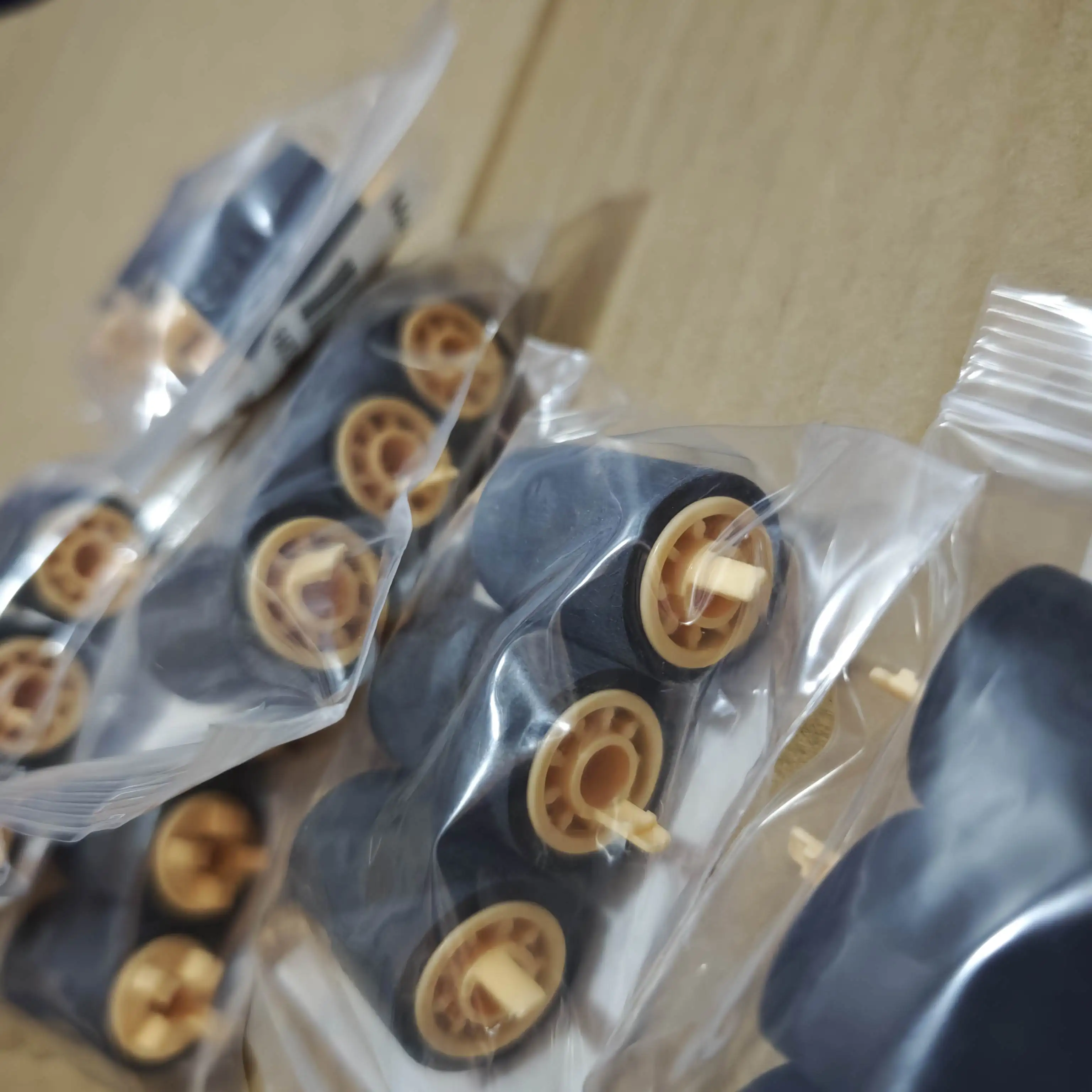 

1 комплект/3 шт. ролик захвата 604K97140 для XEROX DocuCentre-V 2060 3060 3065 C2263 C2265 ApeosPort V3065 V3060 V2060