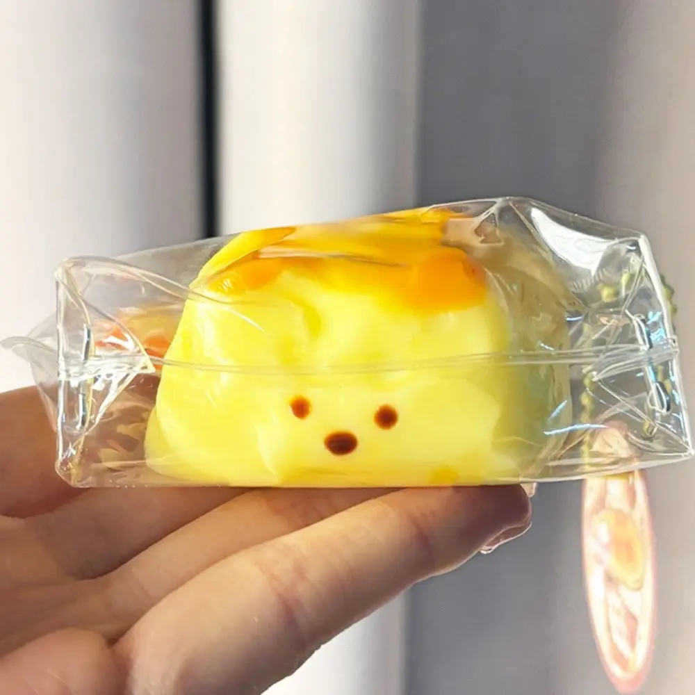 安全な柴犬チーズケーキ型の柔らかいスローリバウンド犬型スクイーズおもちゃ、面白くて可愛い犬型スクイーズ、装飾用