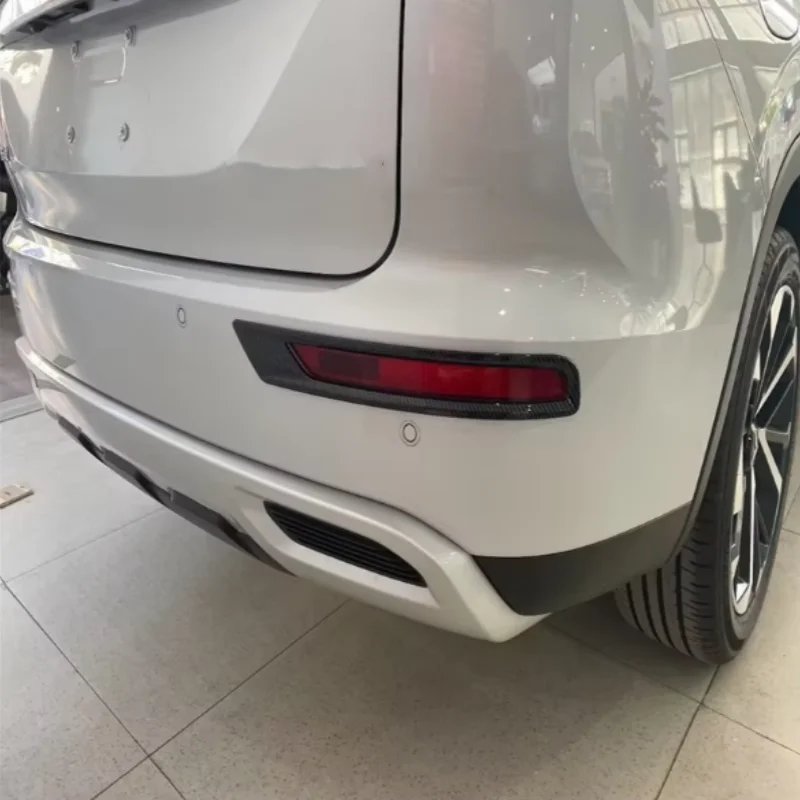 Dla Mitsubishi Outlander 2022 2023 2024+ Samochodowe tylne światło przeciwmgielne Osłona dekoracji brwi Rama Auto Akcesoria zewnętrzne