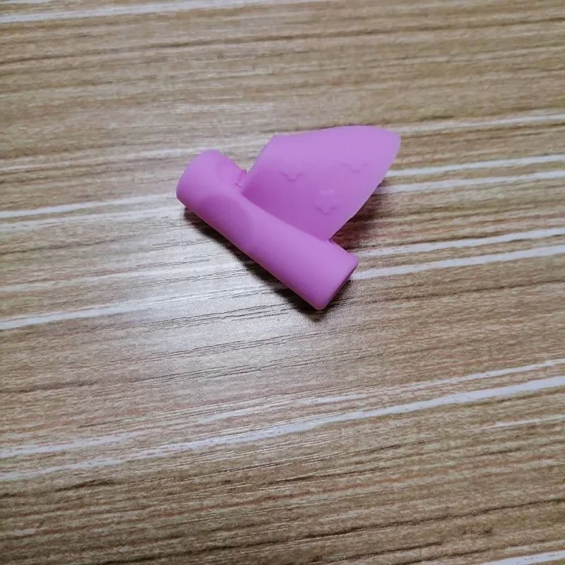 Pencils Handle Right Hand Helps Children Learn Holding Pen Writing Posture Correction Magic Fits Pencil Soft Color Random