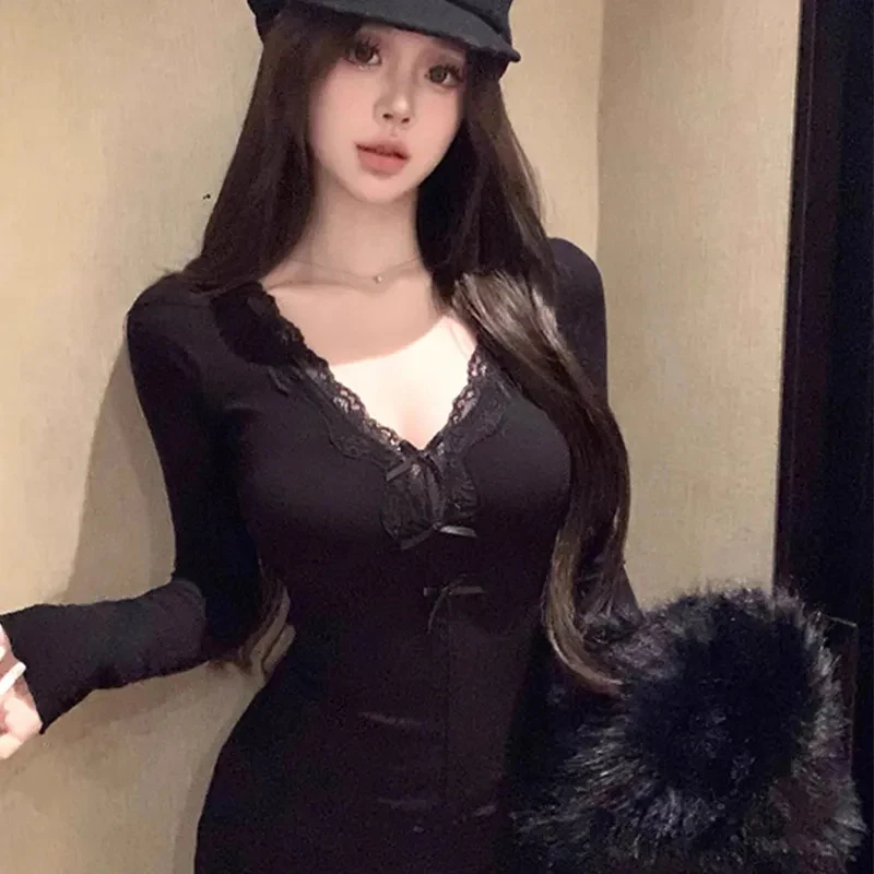 Sexy Lace Patchwork Women T Shirt Korean Fashion Slim Long Sleeve Female Tops Y2K Streetwear Casual V Neck Ladies Bottoming Tees