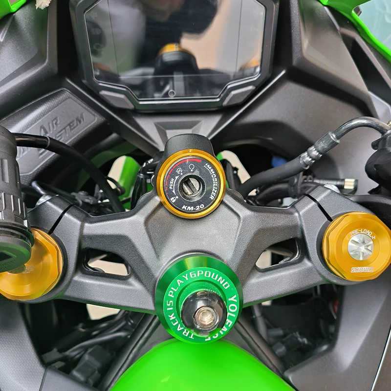 Untuk Kawasaki ZX4RR ZX4R 2023 2024 ZX-4R ZX-4RR aksesori motor kunci sakelar pengapian perlindungan tutup tengah pegangan penutup steker