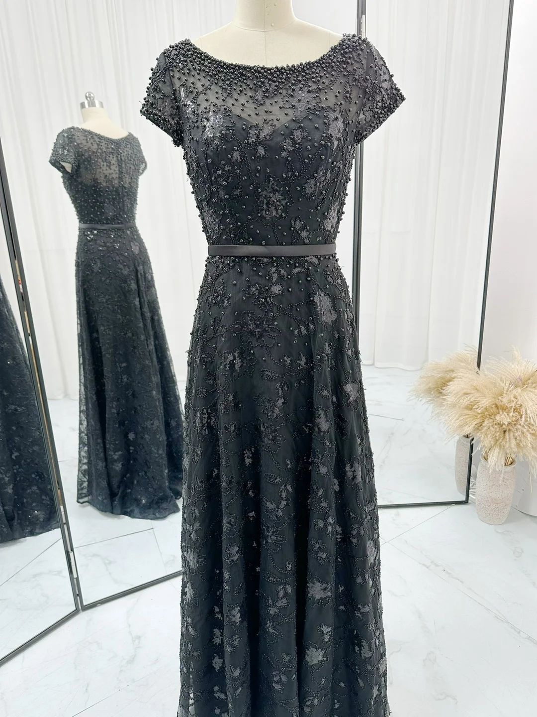 Black Dignified Elegant Atmospheric Beaded WaistLong Slim Slim Evening Dress M1158