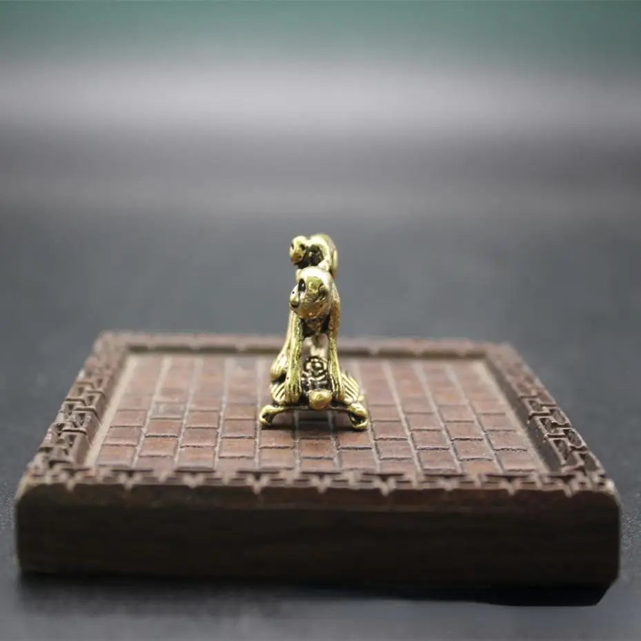 1 Pcs Home Decor Decorations Brass Ornaments Generation To Generation Monkey Lucky Monkey Desk Ornaments Creative Gifts
