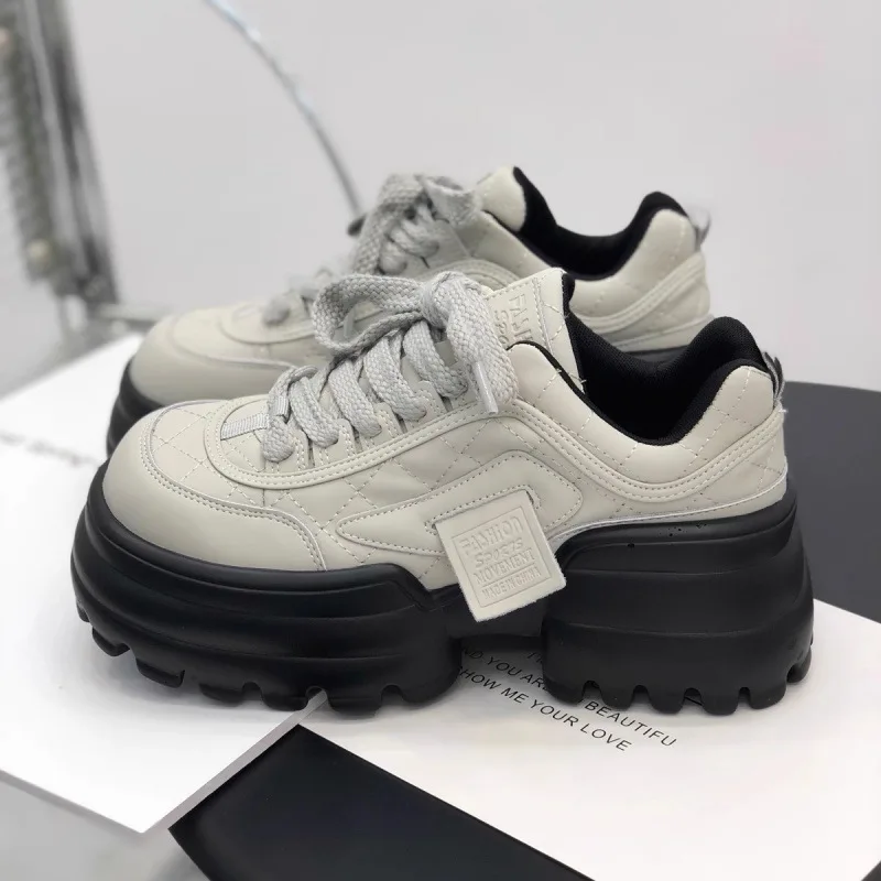 

Chunky Sole Women's Sneakers New Unique Platform Dad Shoes for Women Height Increasing Casual Sport Shoes Fashion