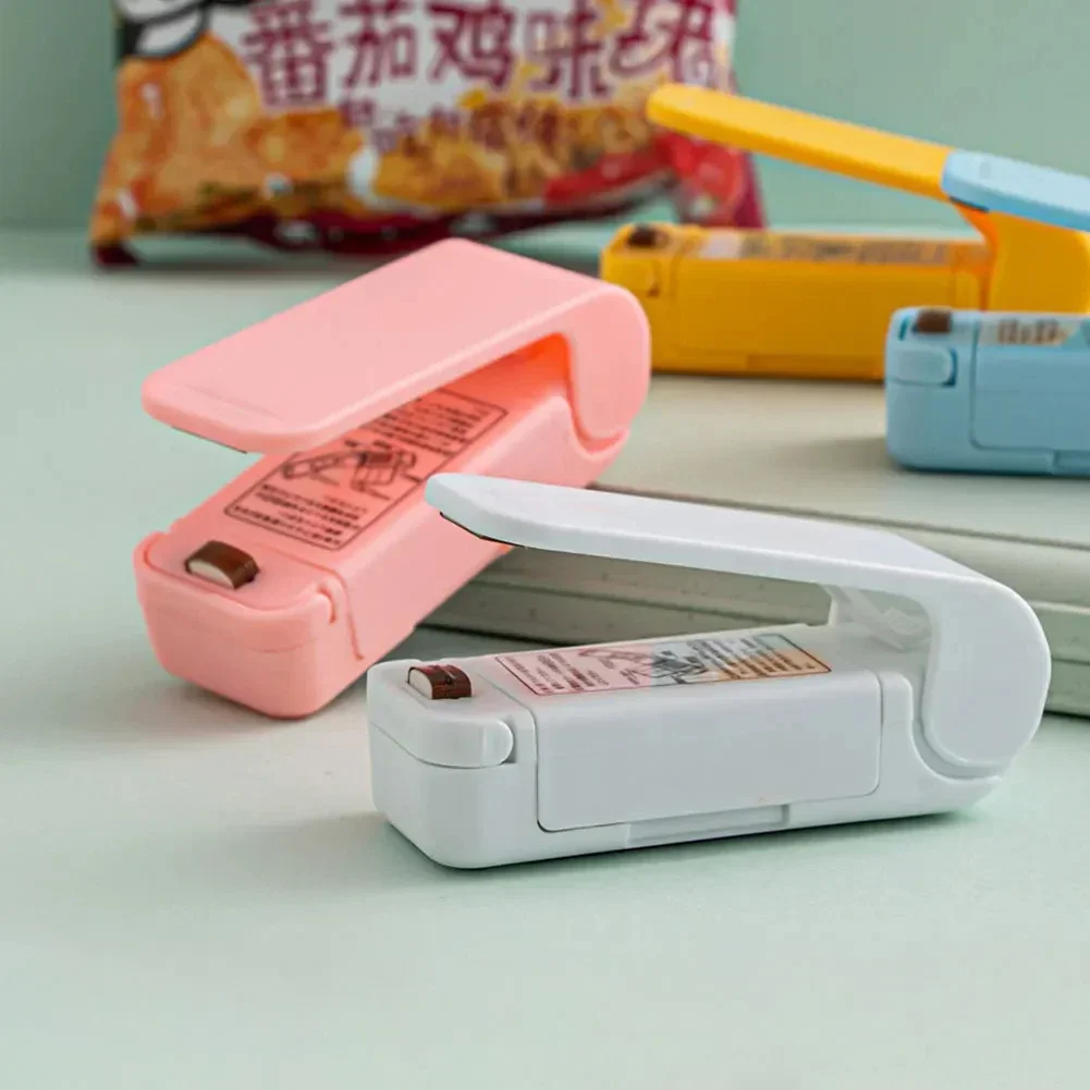 Mini Heat Bag Sealing Machine Package Sealer Bags Thermal Plastic Food Bag Closure Portable Sealer Food Packaging Heat Sealer