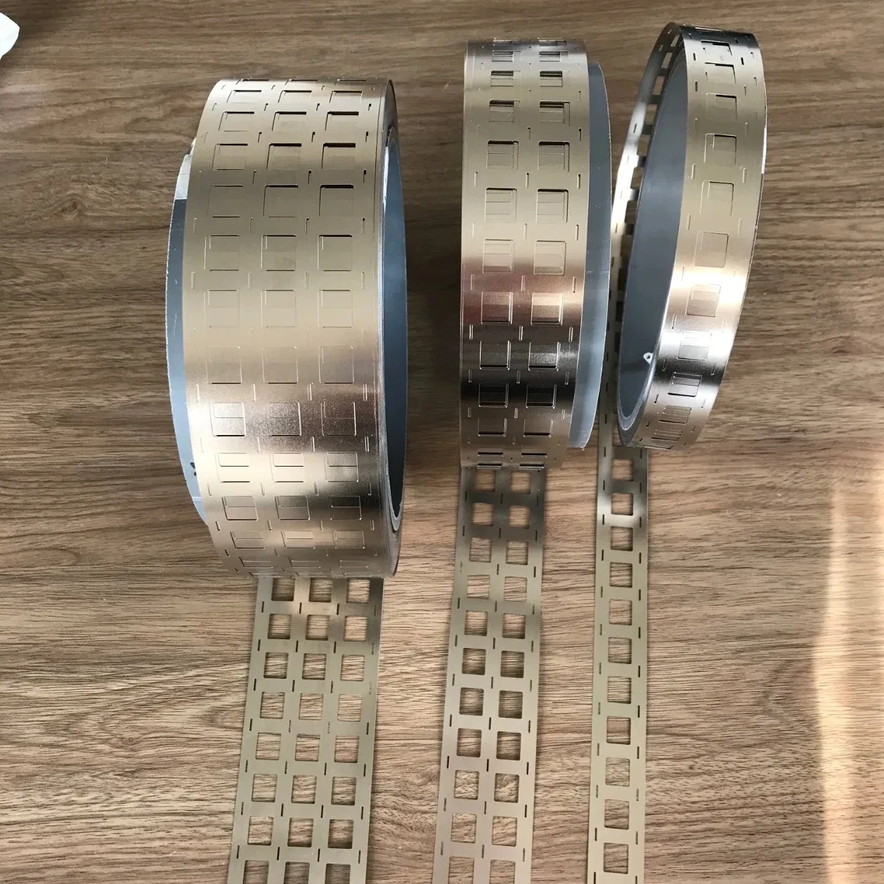 

Nickel Plated Belt Lithium Battery Nickel Strip Li-ion Batteries Nickel Strip Used for 18650 Spot Welding 1 Meter 4P 0.15mm