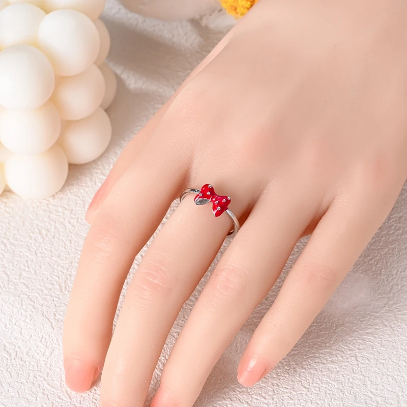 Nuovo 2025 925 Sterling Silver Brillante Zircone freccia fortunata e fiocco rosso e anello minimalista Coppia Amore Accessori gioielli