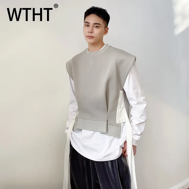 WTHT Trendy Men's Patchwork Pleated Ribbon Design Vest Fashion 2025 Summer Casual Sleeveless O-neck Waistcoats Male 2A0805