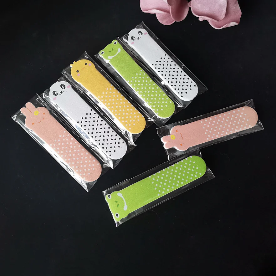 

Christmas Mini Nail Files Gifts Mini Emery Boards Double-Sided Nail Files Favors for Employee Appreciation Teacher Staff