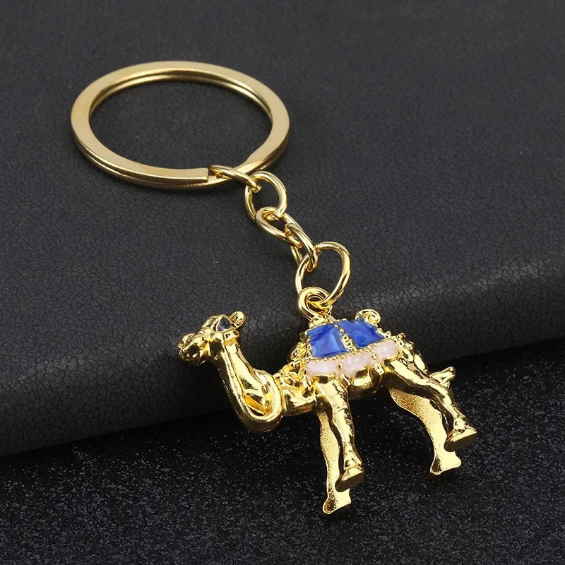 Neue Wüste Kamel Anhänger Schlüsselbund Unisex Gold Farbe Bunte Kristall Schultasche Schlüssel Hängen Schlüsselring Ornament Paar Geschenk Zubehör