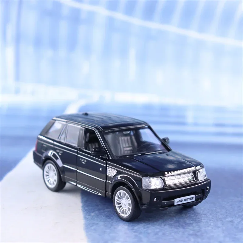 1:36 Land Rover Range Rover SUV Diecast Car Metal Alloy Model Car Children's toys collection gift