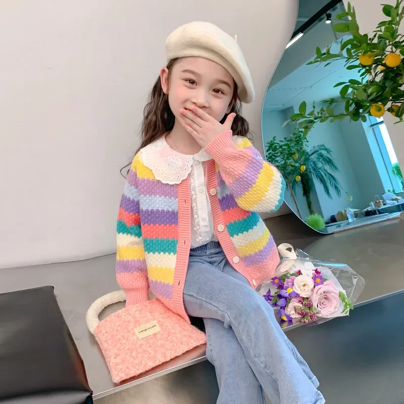 Modische Kinder-Strickkleidung Oberteile Jacke Mädchen Regenbogen-Gestreifte Strickpullover Kinder-Strickjacken