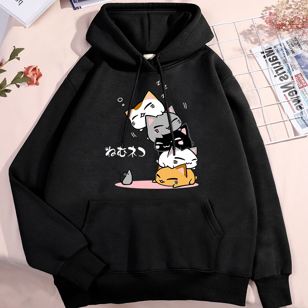 Cute Stacked Cats Sleeping Don\'T See The Mouse Hoody Men Women Fashion Crewneck Clothing Cute Hoodies Street Loose Sweatshirt