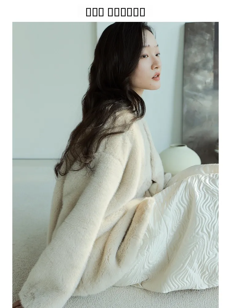 

Новая китайская двусторонняя шуба из искусственного меха CERFMIA для женщин, свободный крой, полиэстер, мягкая на ощупь, осенне-зимняя куртка