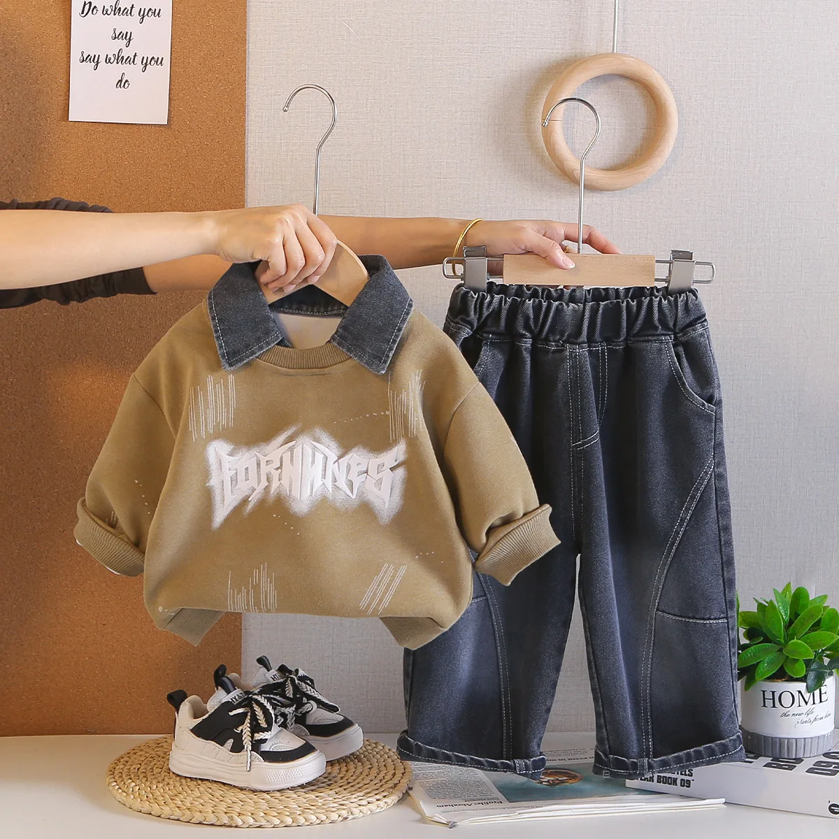 Children's Clothing 2026 New Baby Boy Clothes Spring Autumn Sporty Letter Printed Long Sleeve Sweatshirt and Jeans 2 Piece Set