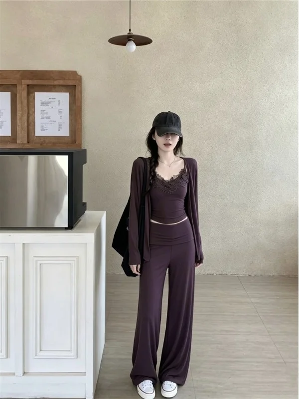 Korean Style Lace Trim Comfortable Casual Set with Chest Pad And Belt 2026 Autumn Fashion Three-Piece Women's Ensemble