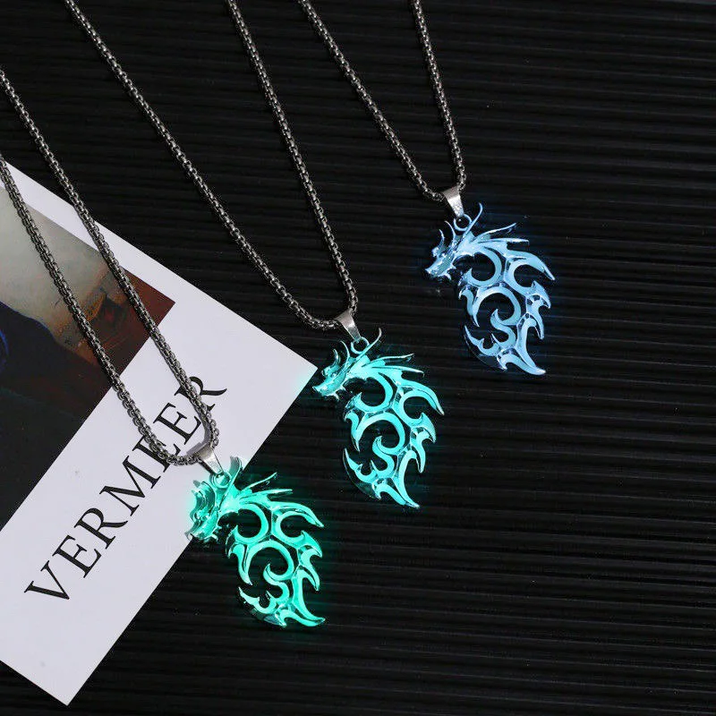 Luminous Demon Eye Pendant Necklace Jewelry Accessories for Women Halloween Flying Dragon Wolf Glowing In The Dark Sweater Chain