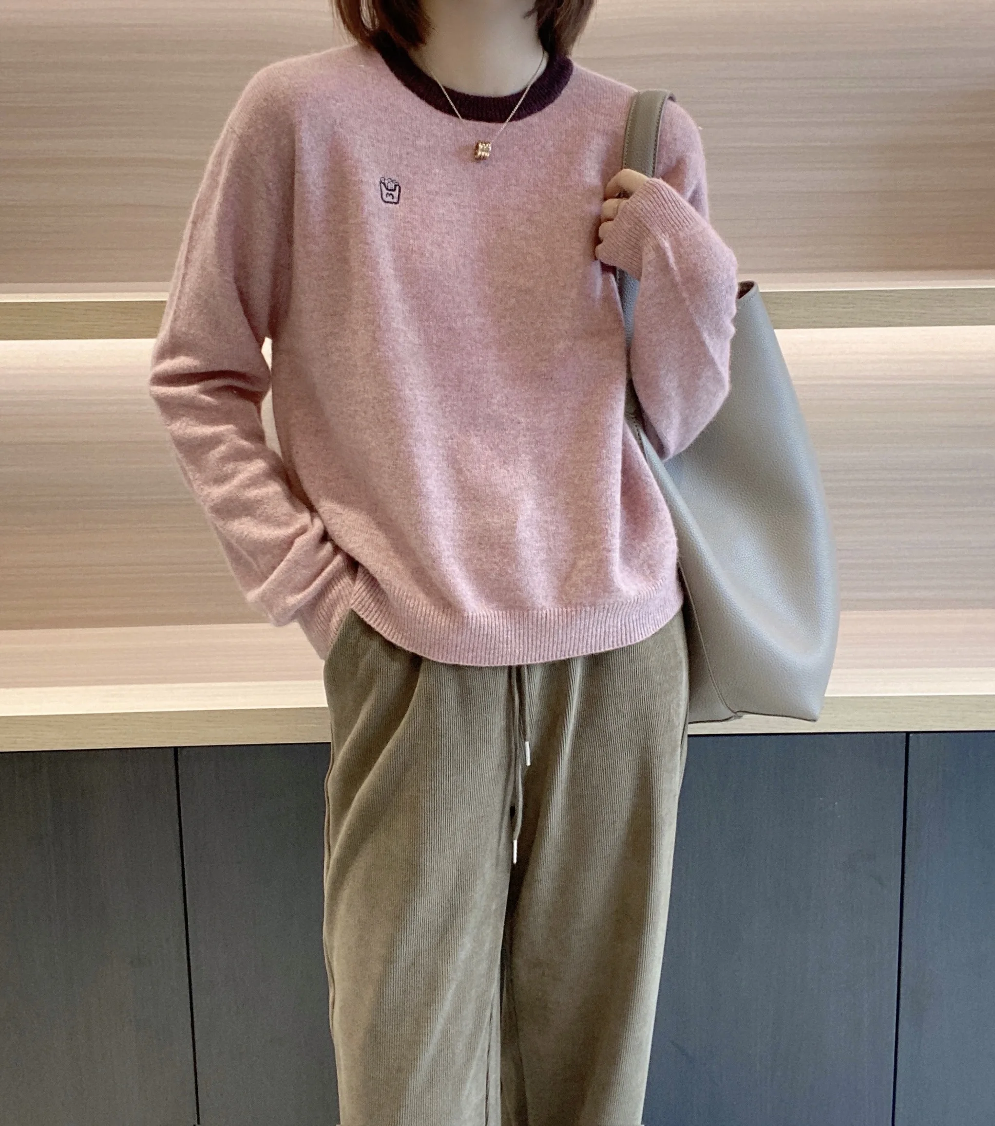 

Fashionable New Ladies' Pure Wool Knitted Sweater, Cute Pullover, Round-Neck Knitted Sweater, Long-Sleeved Sweater-XZ135