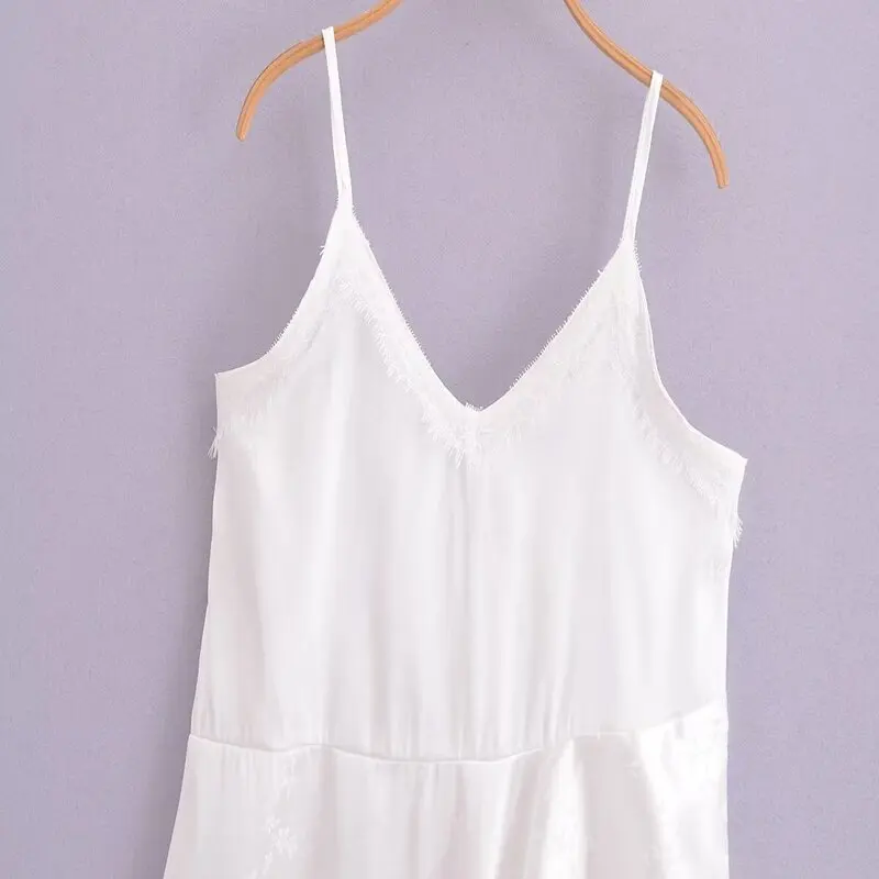 Sweet Loose Lace Embroidery Strap Vest Women's Faion Sexy New Summer Clothing ort Sle Versatile Other Material