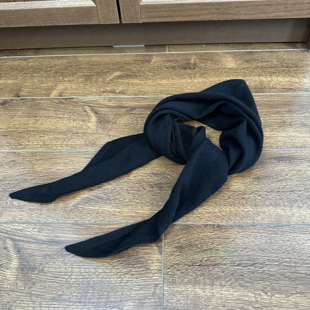 

Autumn Wool-blend Knitted Triangle Scarf