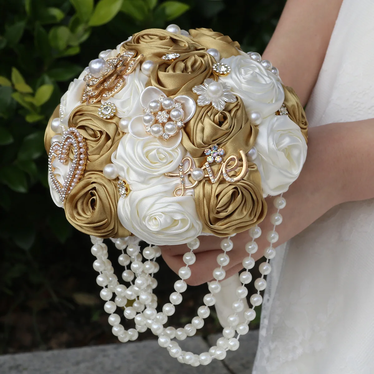 

Gold Bridal Wedding Bouquet