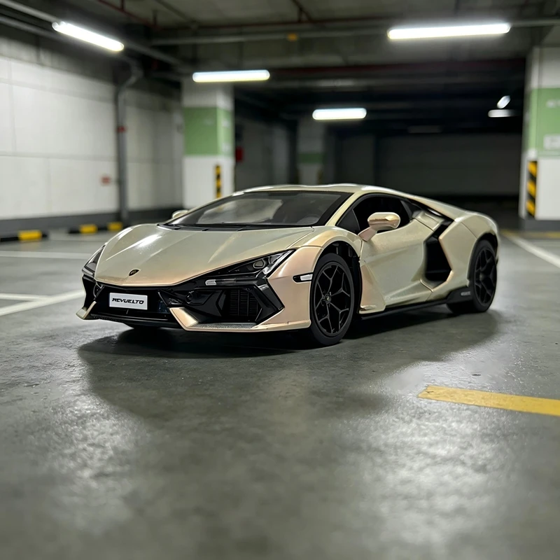 

CCA 1:24 simulation Lamborghini Revuelto alloy car model decoration, doors and trunk can be opened with sound and light gifts