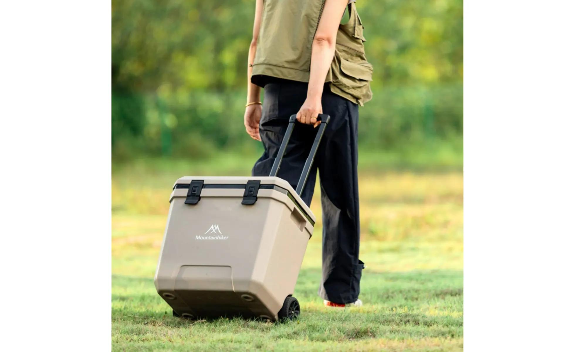 Wheeled Cooler Insulated Wheeled Cooler Box Portable Ice Chest Easy to Roll Cooling Gear Food Crisp for Market Stall, Car Travel