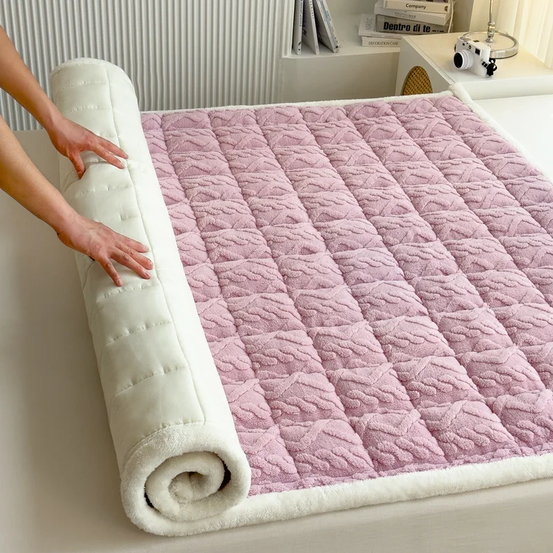 Soft Flannel Mattress Toppers Winter Warm Mattress Cover with Four Corners Elastic Band Single Double King Queen Size Bed Sheet