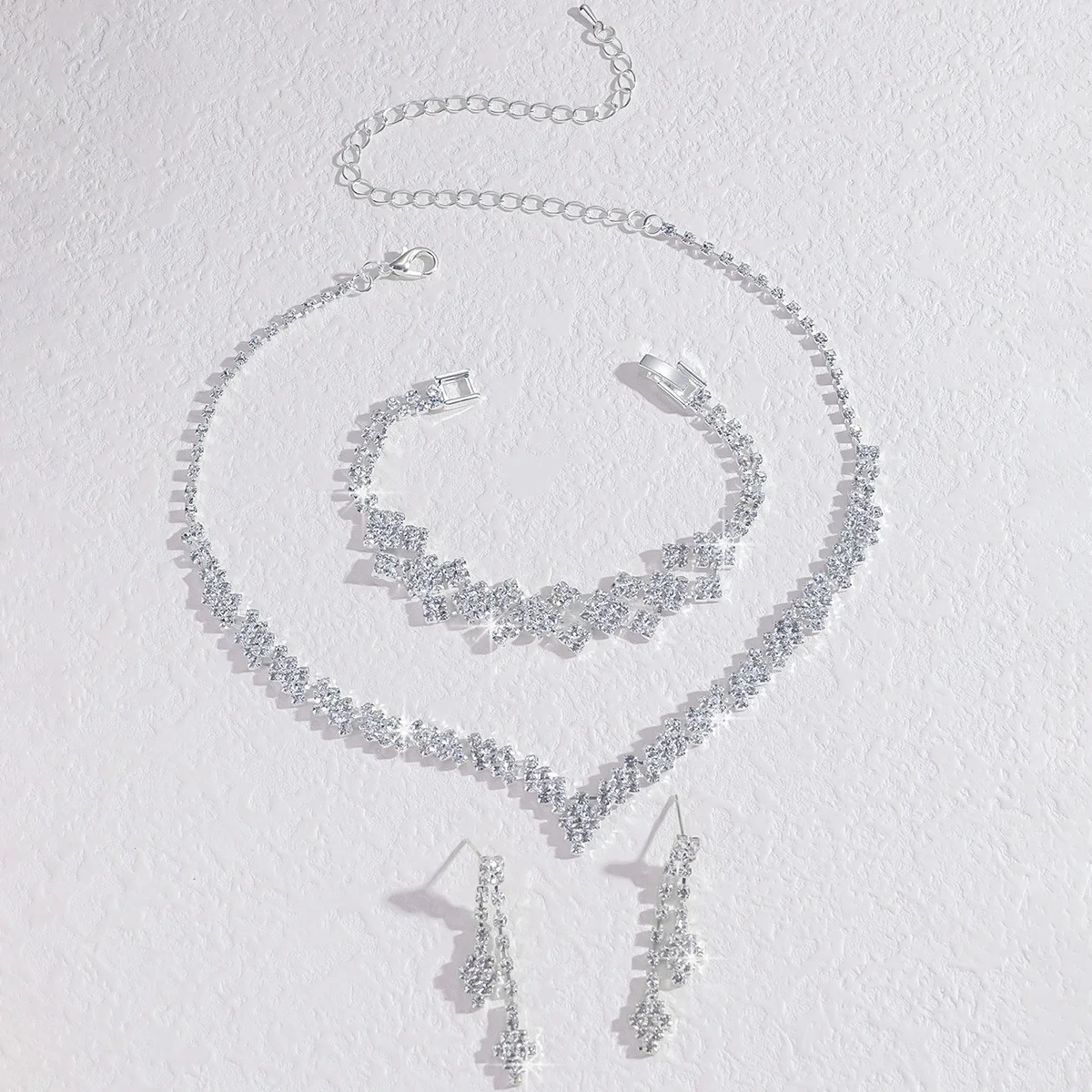 European Rhinestone Necklace & Earrings Set for Brides