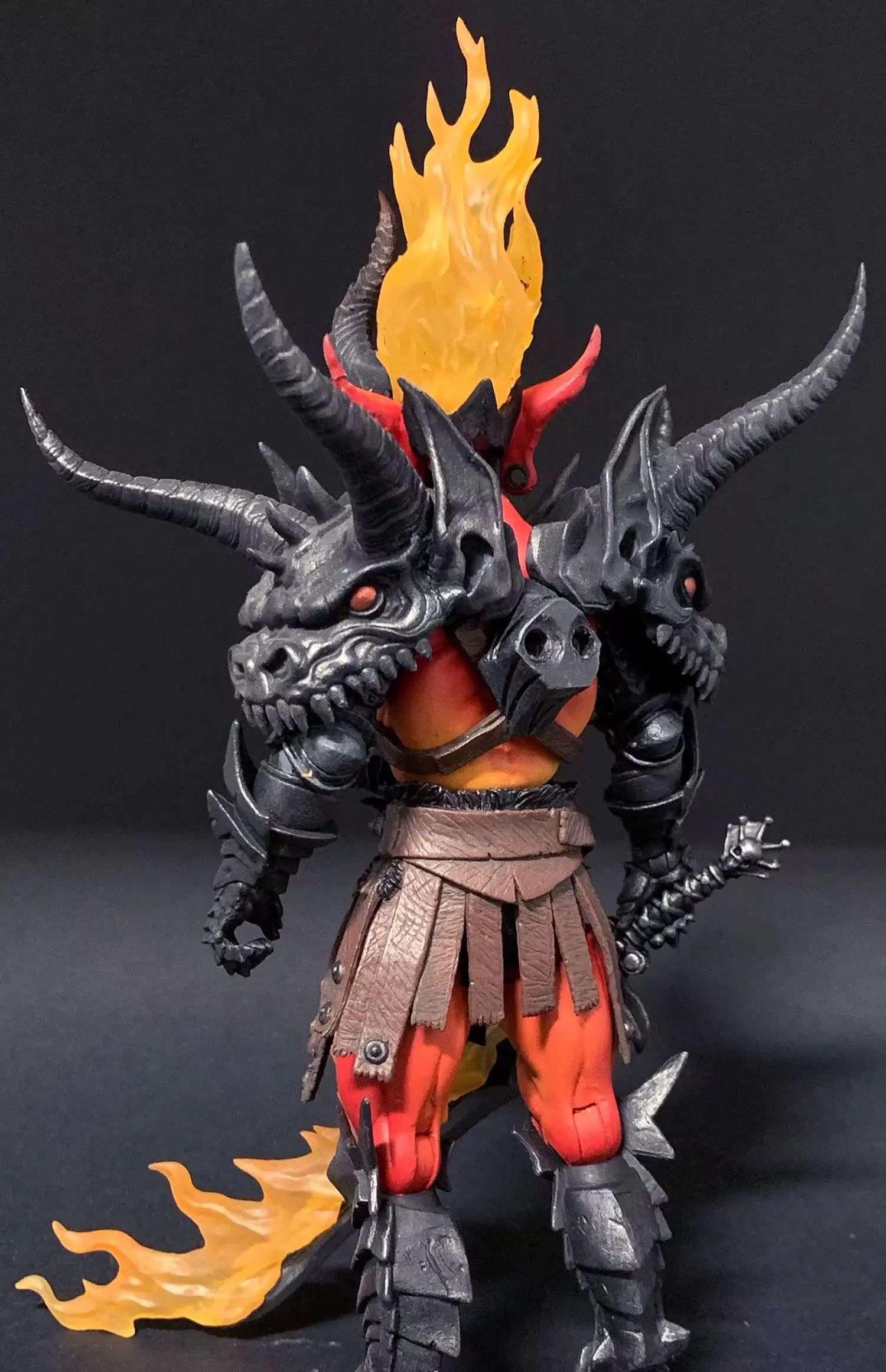 Vier Ruiters Mythisch Legioen 7-inch Poseable Action Figure Inferno Demon met Vleugels Hell Base Scene Decor DIY Accessoires