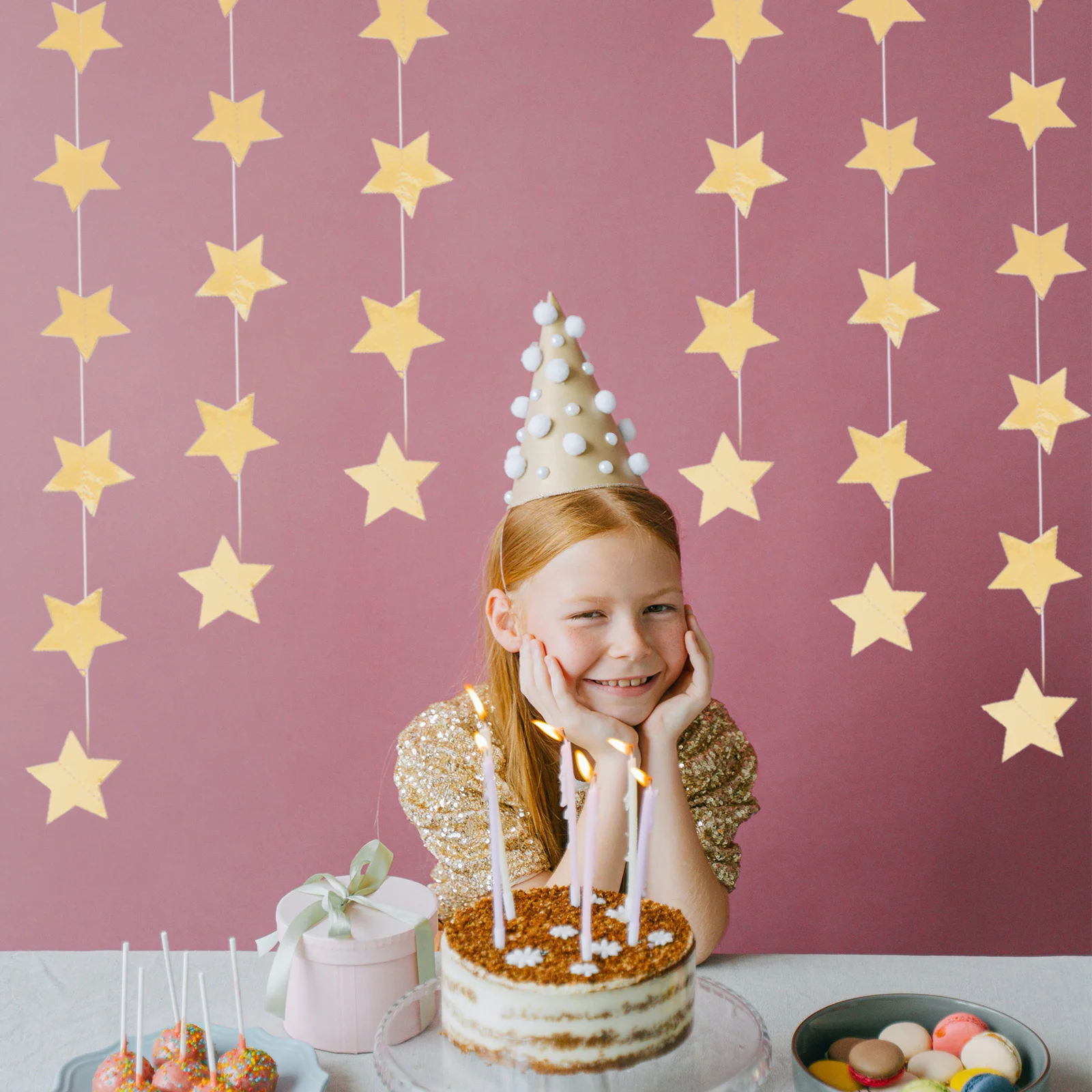 

Reflective Star Paper Garland Unique Design Wedding Party Birthday Decorations Hanging Stars Sparkle Festive Atmosphere Indoor