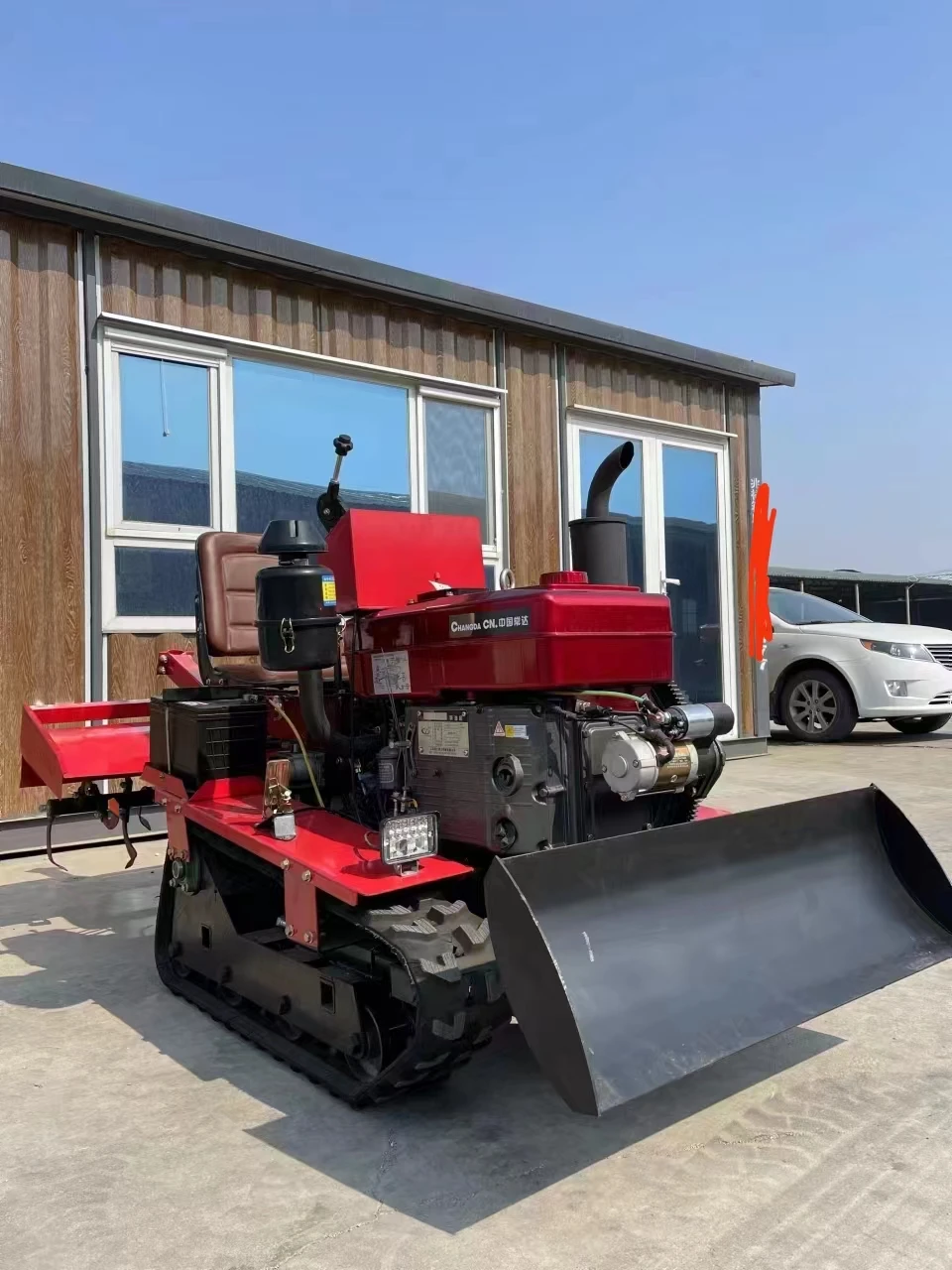 Agricultural Machinery, Tracked Tractors, Cultivatorssmall Multifunctional Orchard Cultivators, and Seeders Are Selling Well25HP