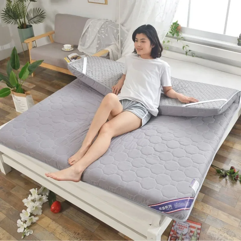 

Portable Multi-functional Classic Thickened Mattress Dormitory Foldable Hotel Cushion Tatami Mat