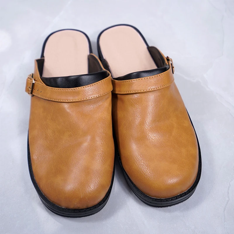 Męskie kapcie letnie PU skórzane buty Vintage miękkie dno Slip On sandały blisko Toe kapcie plażowe męskie obuwie nowy rozmiar 48