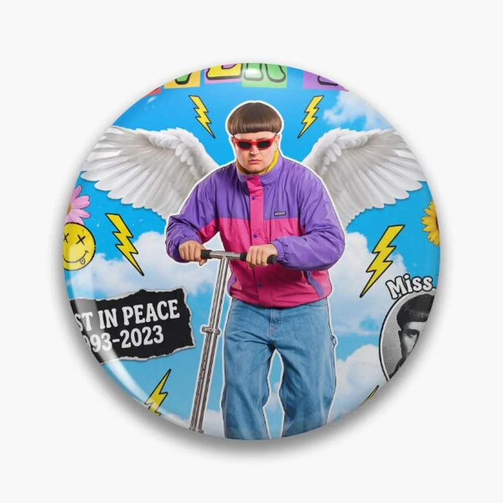 Copy of Oliver Tree Retro Y2K Pop Art  Pin Holographic Star Heart Pin Brooches Laminated Button Fashion Accessory