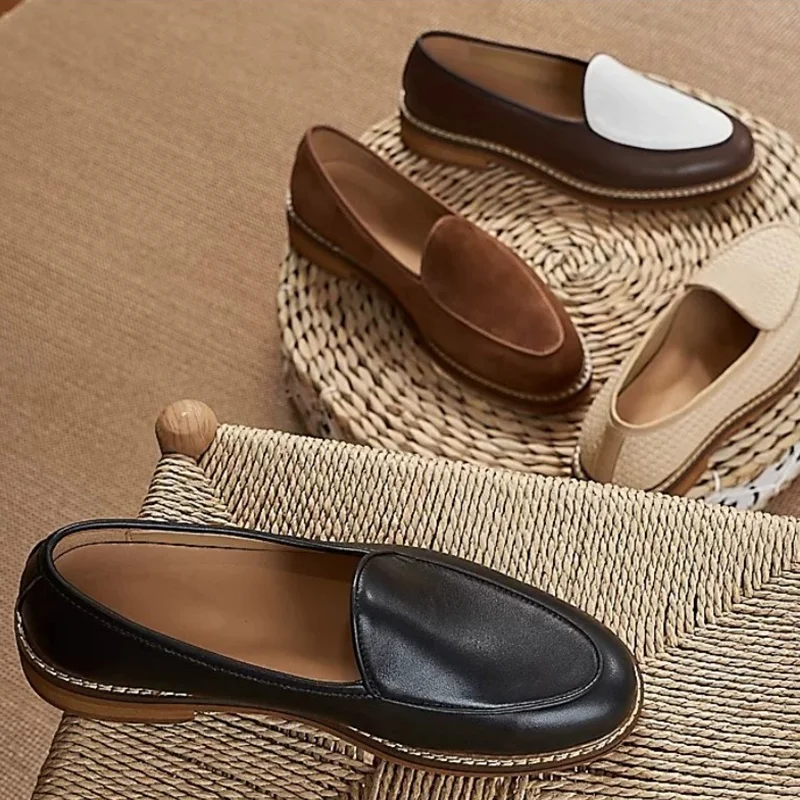 Men's Breathable Loafers Slip-on Soft Leather Men Dress Shoes Lightweight Casual Leather Shoes Top-layer Cowhide Gentlemen Shoes