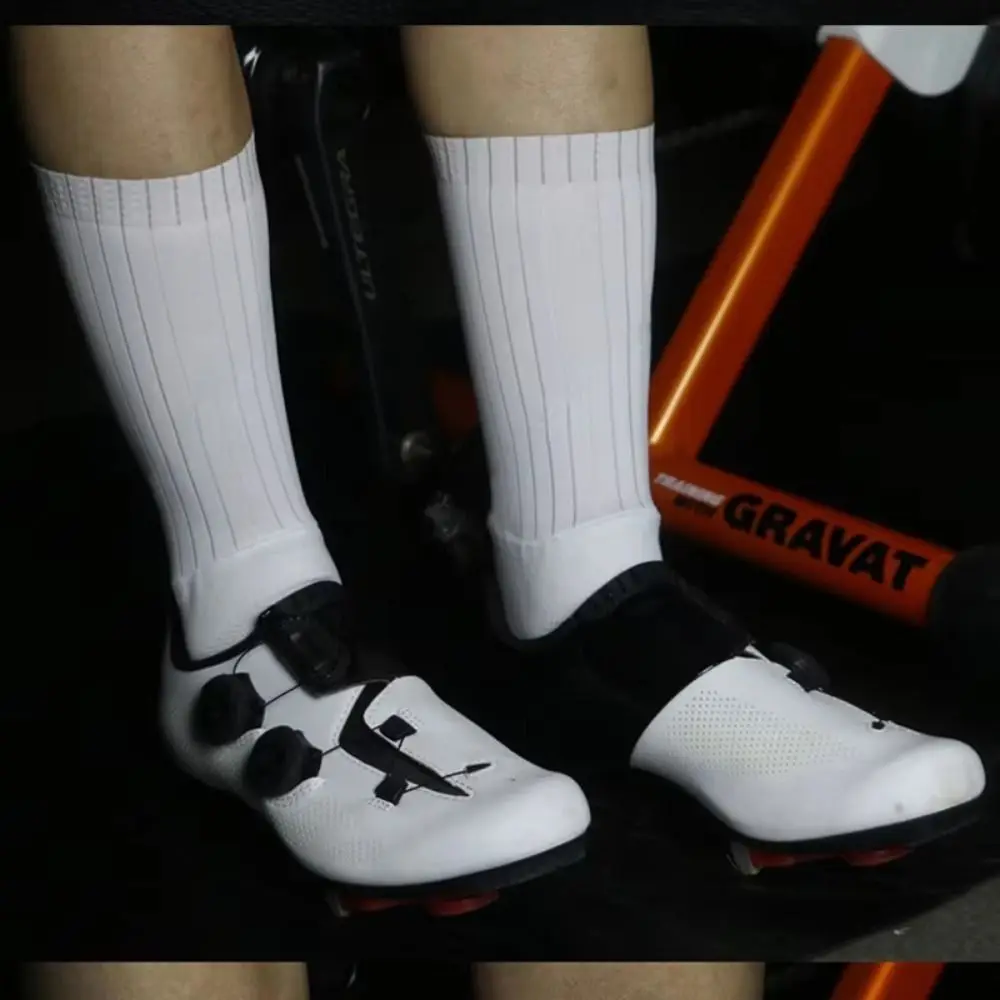 

Влагоотводящие противоскользящие спортивные носки с дезодорирующим эффектом, комфортные мужские носки для бадминтона, профессиональные носки с низким махровым дном