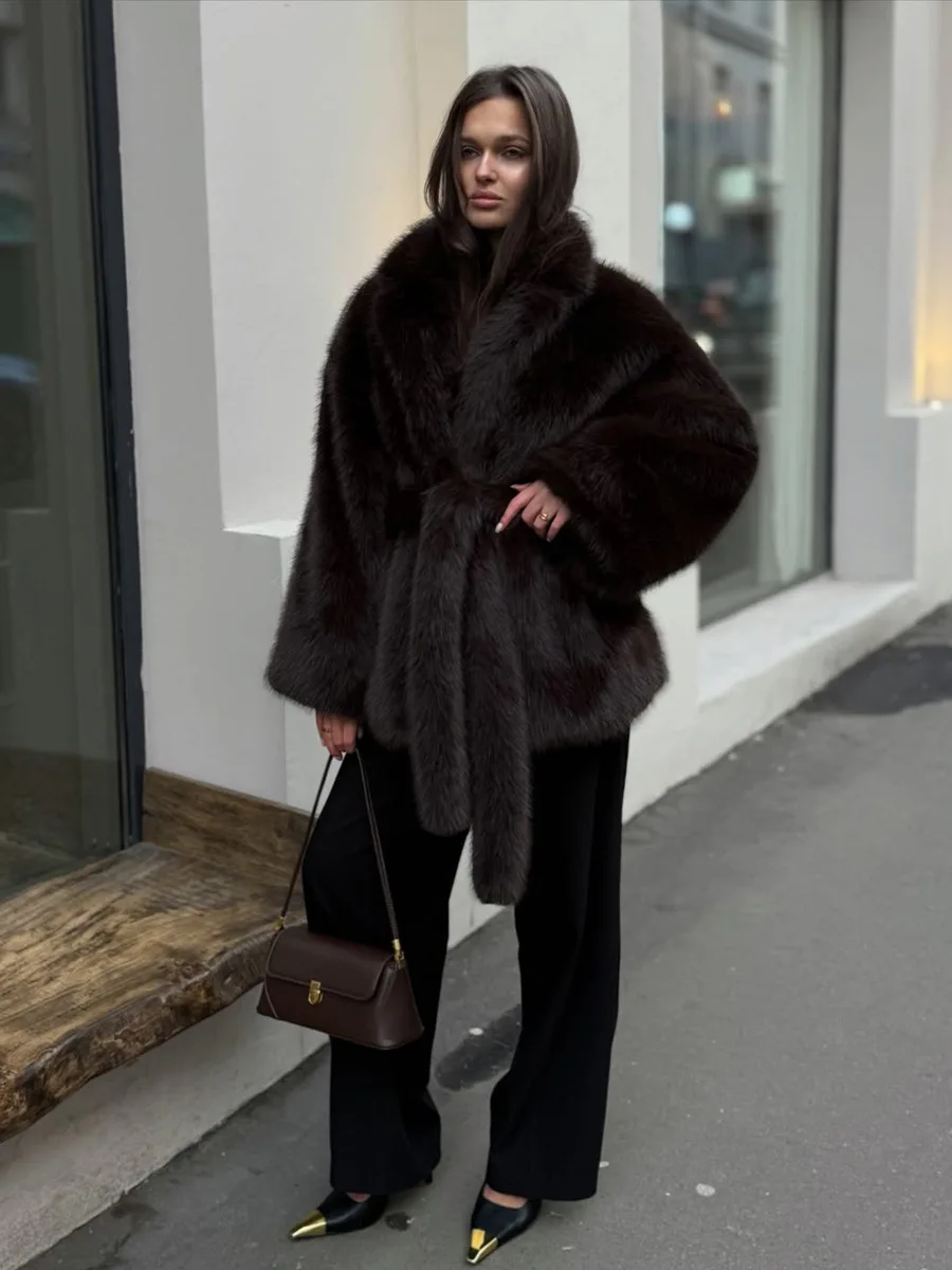 Winter Elegant Luxury Thick Warm Faux Fur Jacket Women High Quality Big Fur Collar Fluffy Imitation Fur Loose Jacket Overcoat