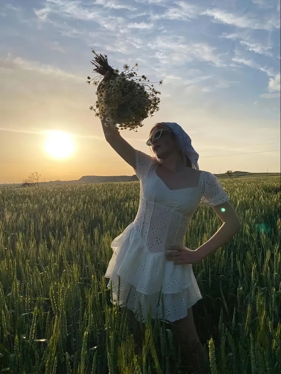 Vestido feminino branco com decote em v manga bolha, saia curta de dupla camada, cintura emagrecedora, menina picante, verão, bolo, Y2K