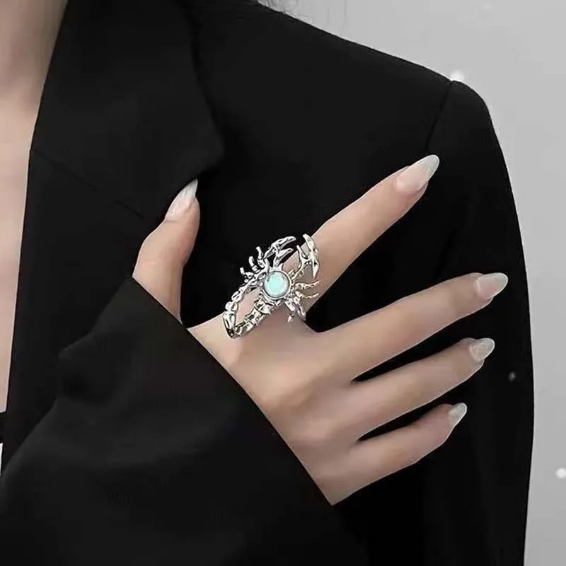 Neo-Gothic Scorpion Rings for Women Men Metal Punk Index Finger Ring Personality Hyperbole Open Rings Trendy Jewelry Accessory